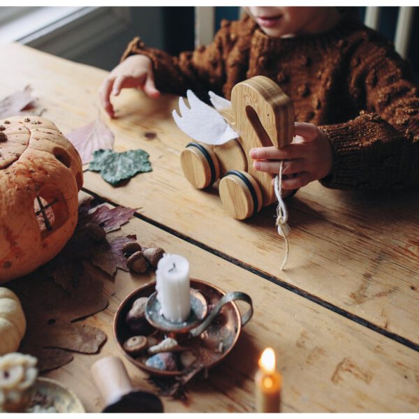Kinderfeets bamboe trekfiguur Zwaan - Afbeelding 2